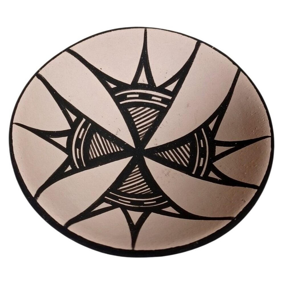 Signed Acoma Pottery Bowl By Dean Reano 2.5" Off-White & Black Cross Native Amer - Picture 3 of 5